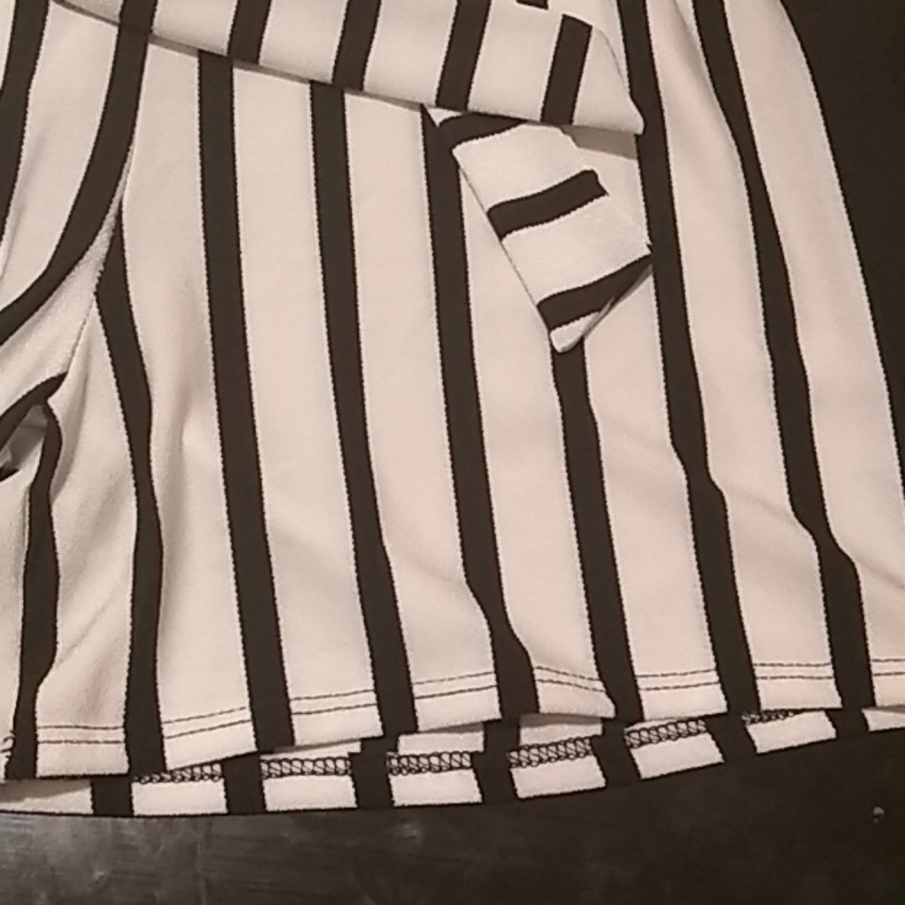 Romper - Picture 7 of 8